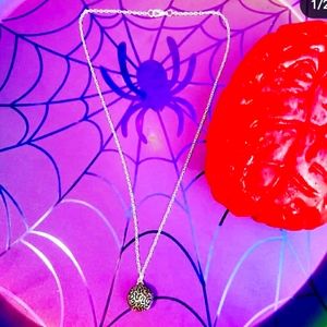 Silver brain necklace brand new